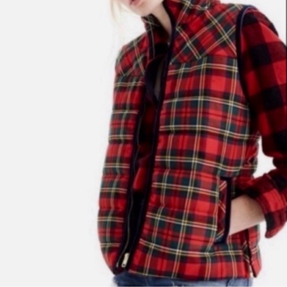 J. Crew Red Tartan Plaid Mountain Puffer Vest Blue Velvet Trim- Extra Small- NWT